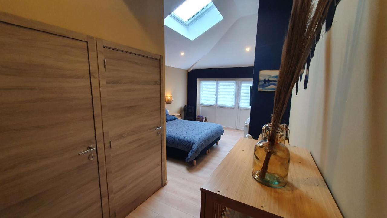디넝 Bed'N'Bulles - Wellness Privatif B&B 외부 사진
